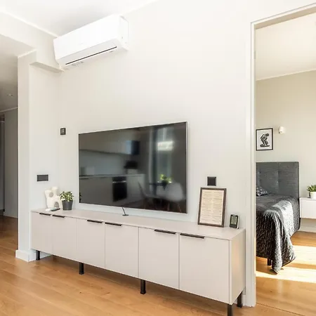 Διαμέρισμα River View With A/c, Perfect For Families! Παρνού