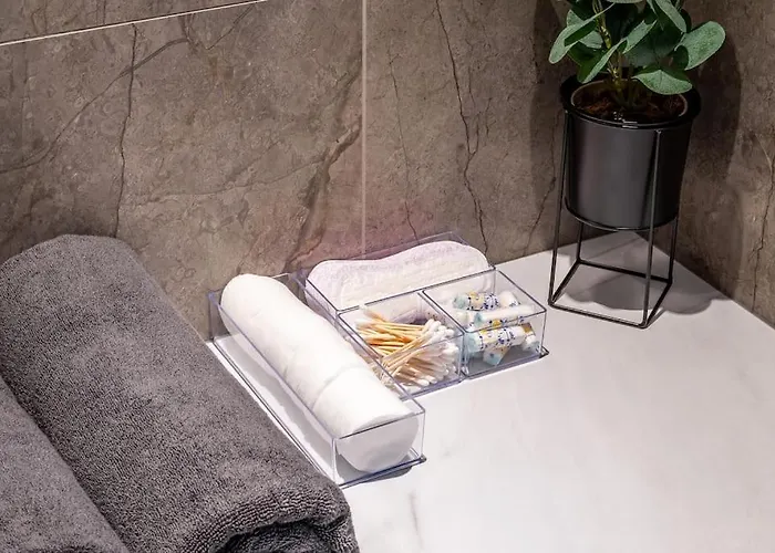 River View With A/c, Perfect For Families!