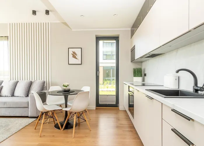 River View With A/c, Perfect For Families! شقة بارنو